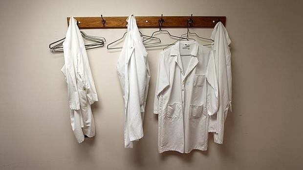 La falta de personal médico provoca varias incidencias en Andalucía