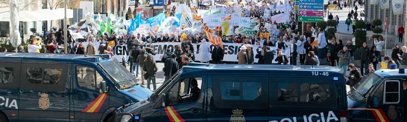 Los médicos se manifestaron el pasado 21 de marzo para reclamar una mejora en sus condiciones laborales MEDMAN21M1